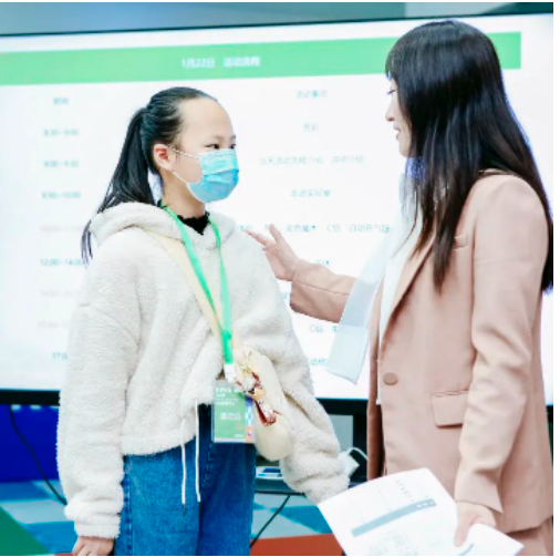 小小科学家探索合成生物新世界 小小科学家探索合成生物新世界